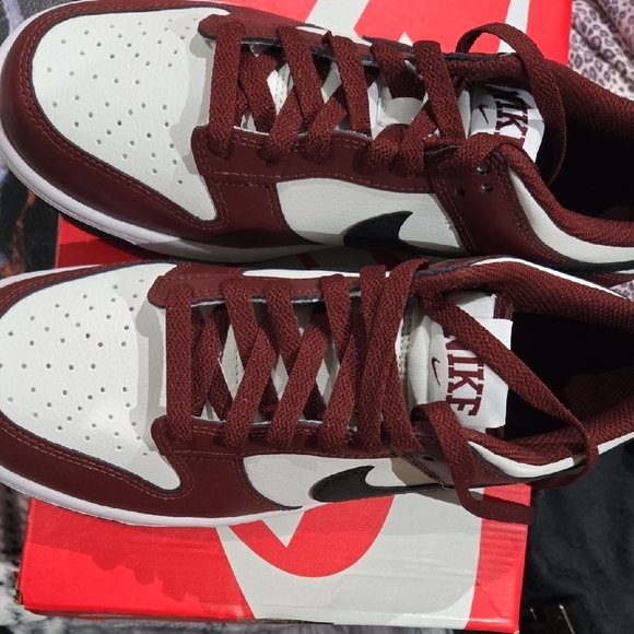 Nike Dunk Low - Maroon and White - Picture 2 of 5